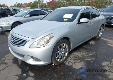 2013 Infiniti G37X из США, поврежденный, VIN JN1CV6AR1DM767615